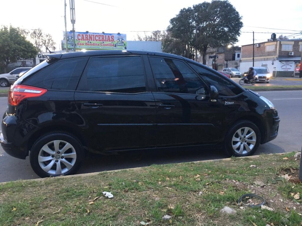 2c2d2123-b135-4f82-b551-165e053781c9