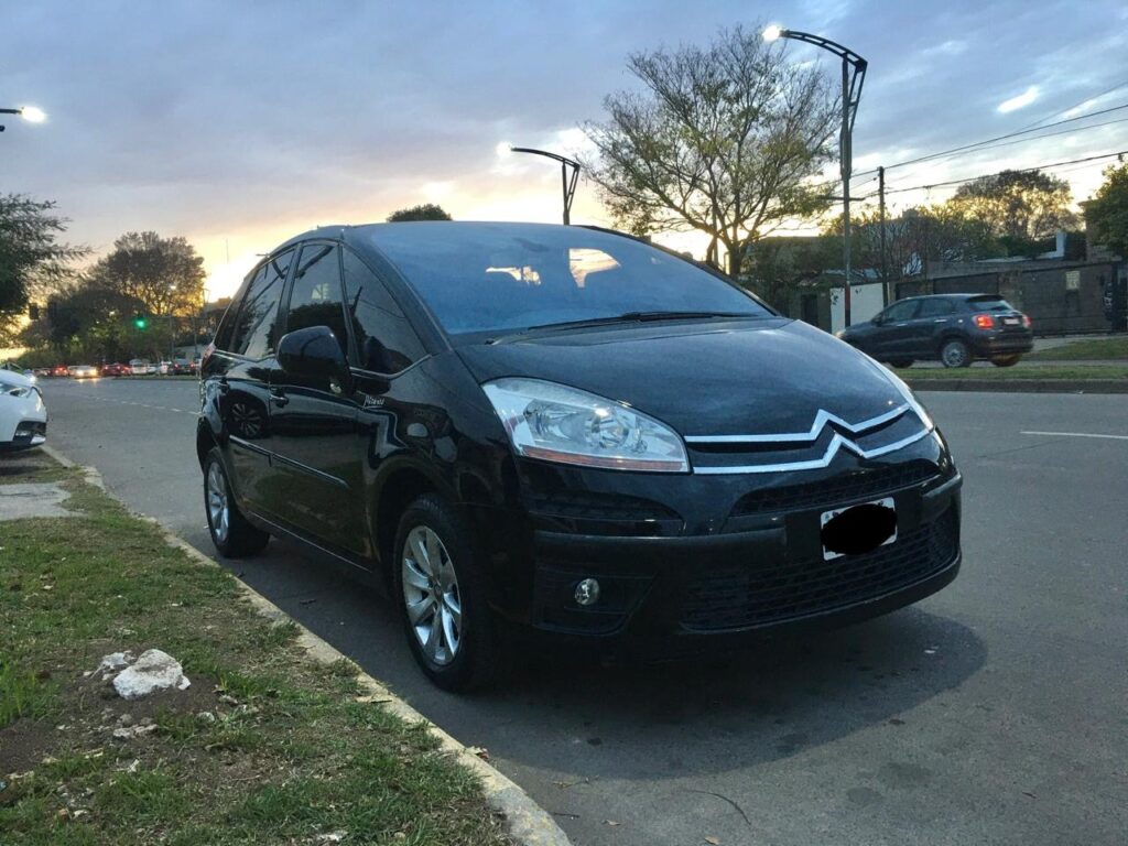 e32dd2c9-3bd5-4255-b3ad-3cc0a07d56a7