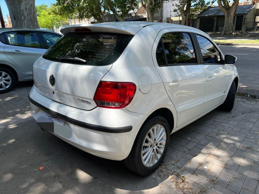 e2b940f6-d6aa-4695-8290-1dcece2bd2fb